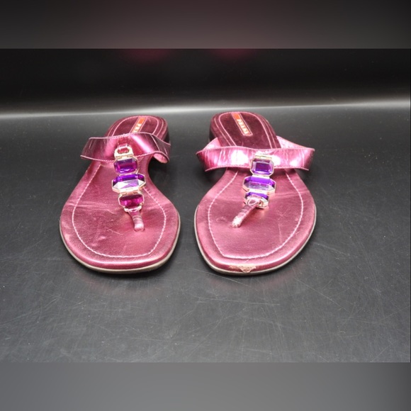 PRADA WOMEN'S PINK JEWELED THONG LEATHER FLAT SANDALS - Picture 4 of 10